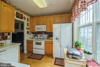 2606 Chapel Lake Dr unit 310, Gambrills, MD 21054 - photo 7