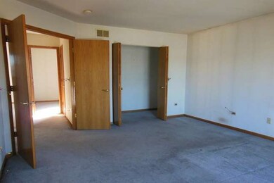 18042 Poplar Ln, Country Club Hills, IL 60478 - photo 7