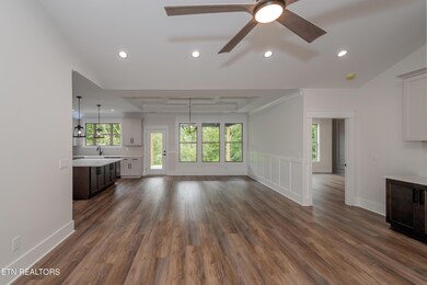 140 Tsuhdatsi Cir, Loudon, TN 37774 - photo 6