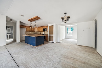 17986 Split Oak Cir, New Caney, TX 77357 - photo 5