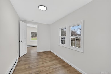 193 Schutt Rd, Middletown, NY 10940 - photo 5