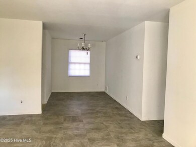 1108 Weeks St unit C, Elizabeth City, NC 27909 - photo 7