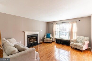 15465 Windsong Ln, Dumfries, VA 22025 - photo 6