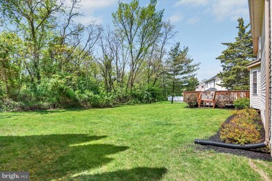 922 Willow Ridge Dr, York, PA 17404 - photo 4