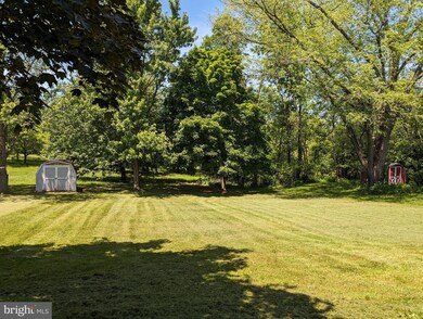 30 Locust Dr, Littlestown, PA 17340 - photo 4