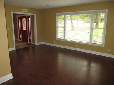 Den/Grand Room