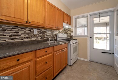 2249 Southorn Rd, Middle River, MD 21220 - photo 6