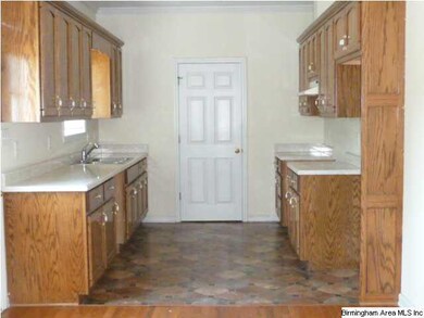 Cabinets in good shape