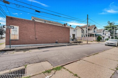 123 Lehigh St, Wilkes-Barre, PA 18702 - photo 5