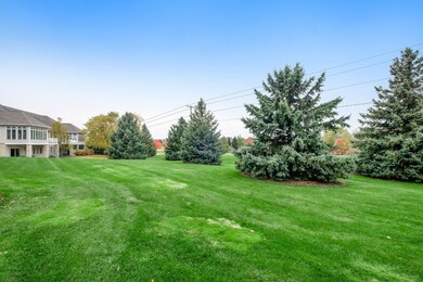 2631 Village Cir-6