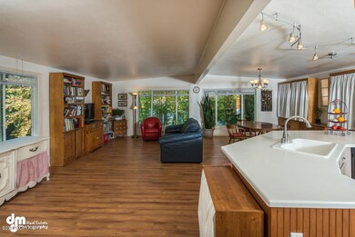 Spacious Open Upper  Floor