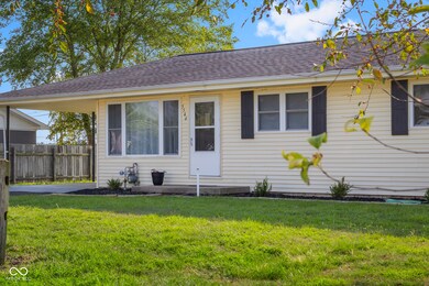 5546 Denoise St, Columbus, IN 47201 - photo 2