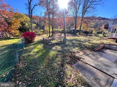 1074 Braddock Rd, Cumberland, MD 21502 - photo 4