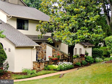 15 Oak Knoll Dr, Berwyn, PA 19312 - photo 2