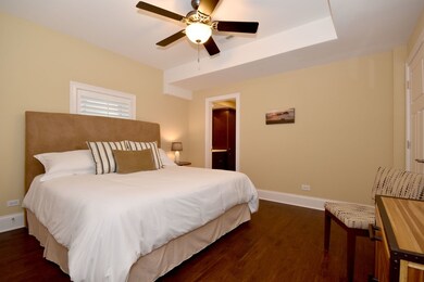 230 N Elm Ave, Elmhurst, IL 60126 - photo 3