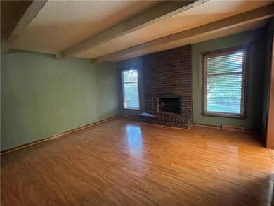 817 NW 13th St, Blue Springs, MO 64015 - photo 5