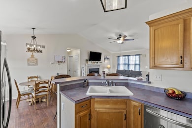 136 Country Ln, Lancaster, KY 40444 - photo 5