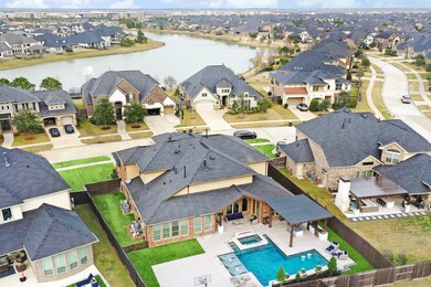 28107 Island Manor Ln, Fulshear, TX 77441 - photo 2