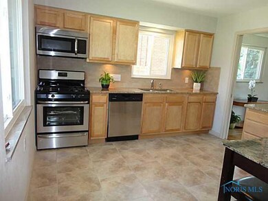 4308 288th St, Toledo, OH 43611 - photo 5