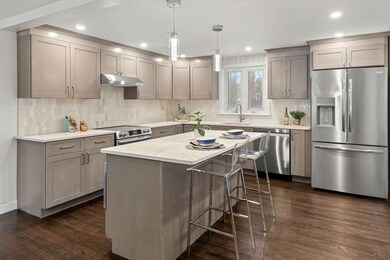 10 Enfield Dr, Andover, MA 01810 - photo 3