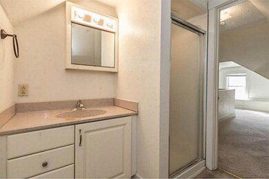 Master Bath/Spa.