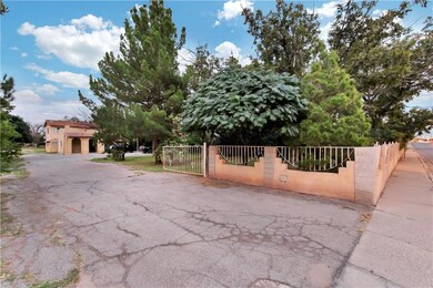 361 N Carolina Dr, El Paso, TX 79915 - photo 2