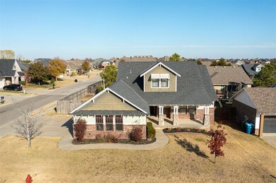 View of front of property featuring a front lawn