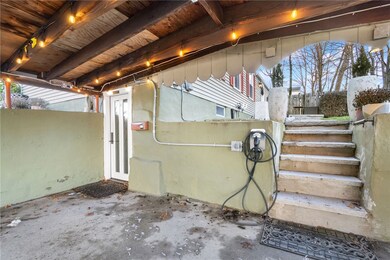 197 Providence St, Woonsocket, RI 02895 - photo 6