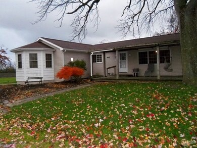 7633 S 200 E, Bluffton, IN 46714 - photo 2