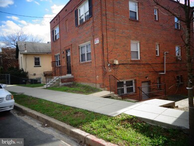 4223 Brooks St NE, Washington, DC 20019 - photo 3