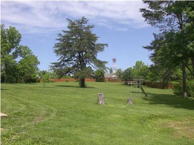 8530 Old Bardstown Rd, Louisville, KY 40291 - photo 3