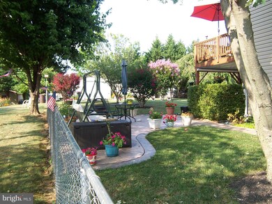 210 Isaac Dr, Bunker Hill, WV 25413 - photo 3