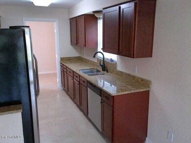 UPDATED KITCHEN W/GRANITE COUNTERS
