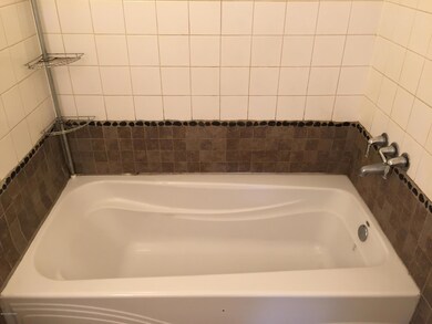 8423 Dunlap Court