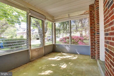 200 Parkside Ave, Reading, PA 19607 - photo 2