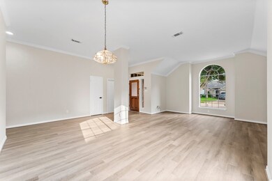 8031 Shangrila Ln, Houston, TX 77095 - photo 6