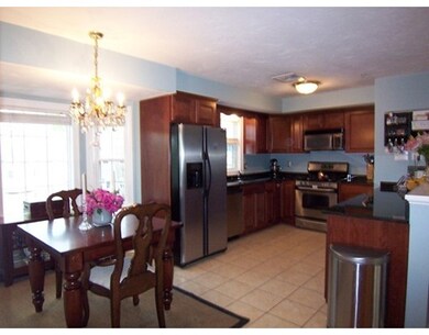 10 Ricciuti Dr unit 3, Quincy, MA 02169 - photo 2