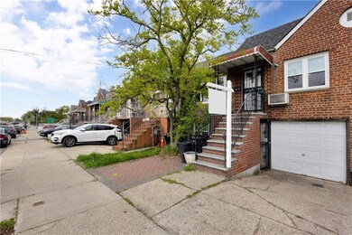 5930 164th St, Fresh Meadows, NY 11365 - photo 4