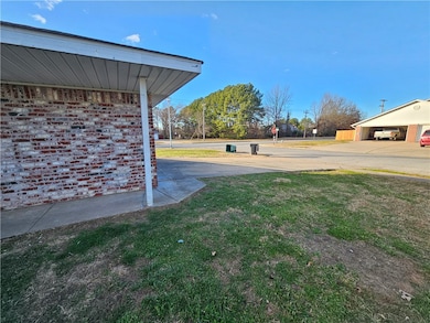 2324 W Roselawn St, Rogers, AR 72756 - photo 3