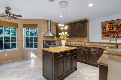 10901 SW 31st St, Davie, FL 33328 - photo 6