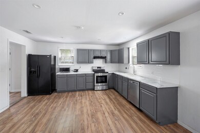 1130 W Day St, Denison, TX 75020 - photo 7