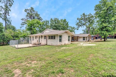1004 1004 E Dulse St, Tyler, TX 75701 - photo 2