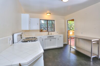 2W7A3966_7_8_tonemapped