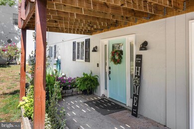 605 Mt Pleasant Dr, Locust Grove, VA 22508 - photo 2