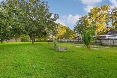 5304 Kashmere St, Houston, TX 77026 - photo 5