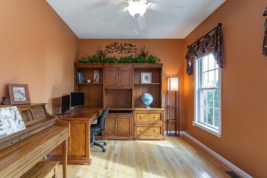 17 Farrier Way, Plainville, MA 02762 - photo 3