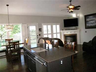 24520 W 91st Terrace, Lenexa, KS 66227 - photo 5