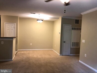 13020 Cabin Creek Rd, Herndon, VA 20171 - photo 3