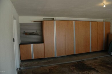 920 E Manhatton Dr, Tempe, AZ 85282 - photo 2