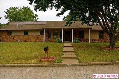 1019 N Faulkner Dr, Claremore, OK 74017 - photo 2